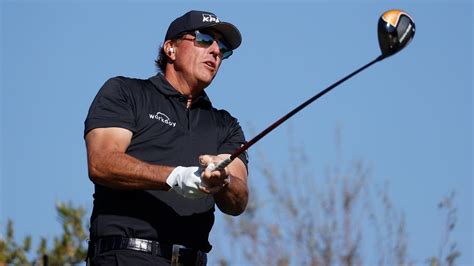 how did phil mickelson lose weight.